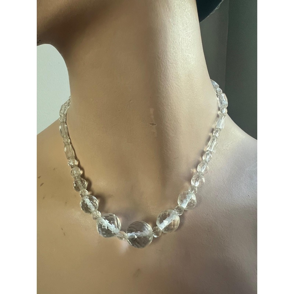 Clear Faceted Graduated Glass Bead Necklace‎ Brass Barrel Clasp Vintage 1950s